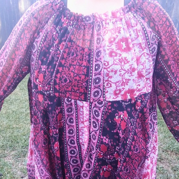 Red and black print boho top - Picture 2 of 5